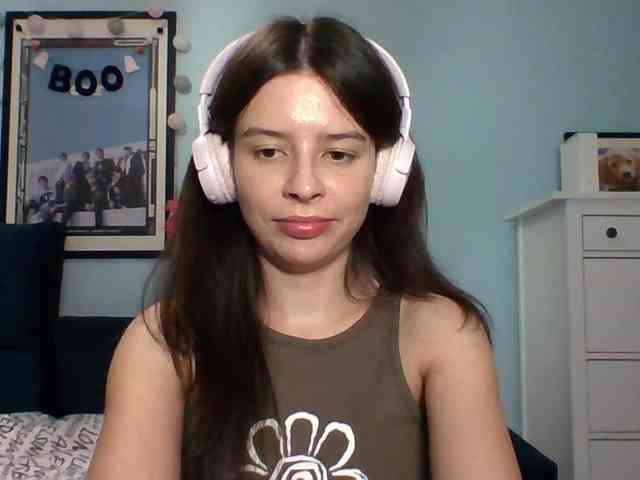 LariceHot webcam