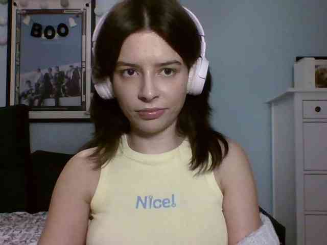 LariceHot webcam