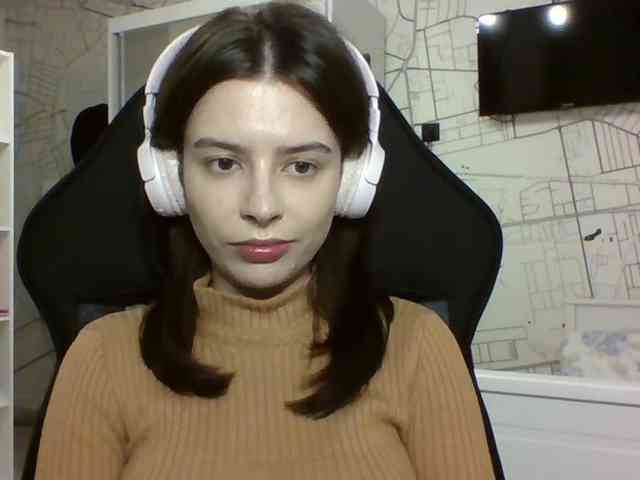 LariceHot webcam