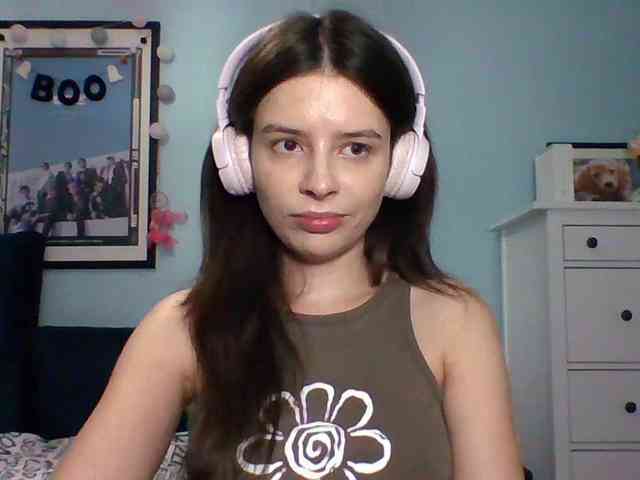 LariceHot webcam
