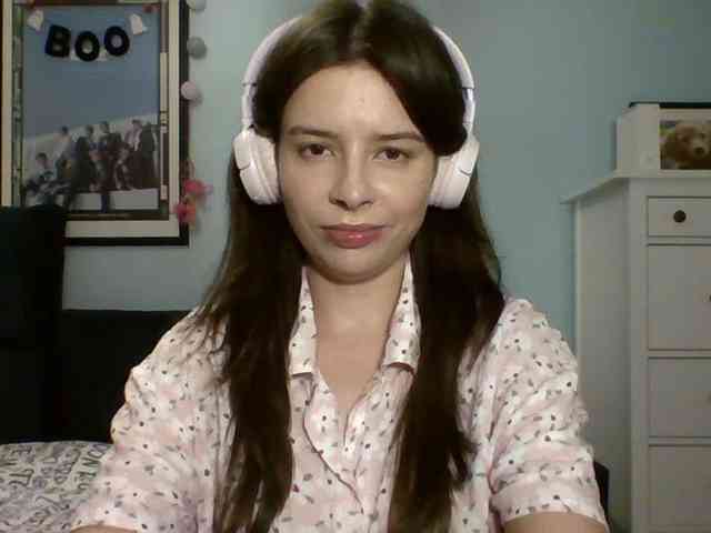 LariceHot webcam