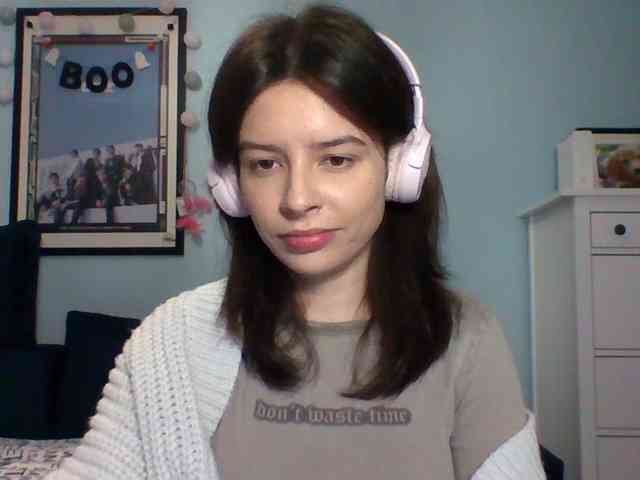 LariceHot webcam