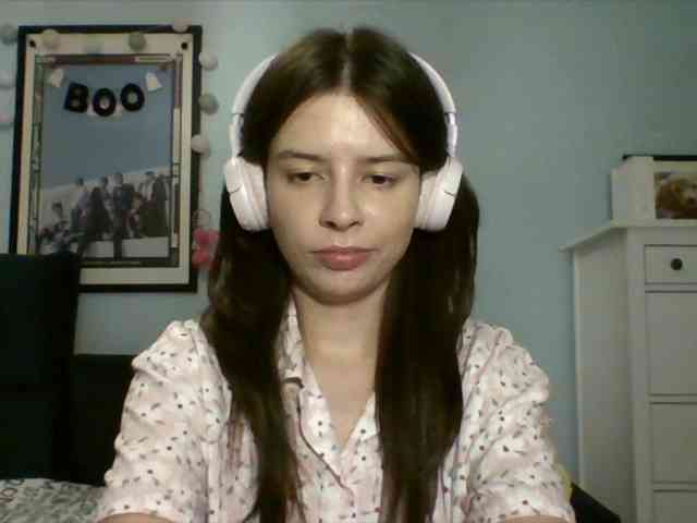 LariceHot webcam