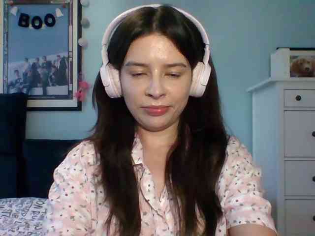 LariceHot webcam