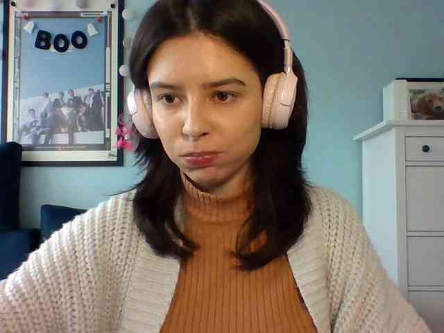 LariceHot webcam