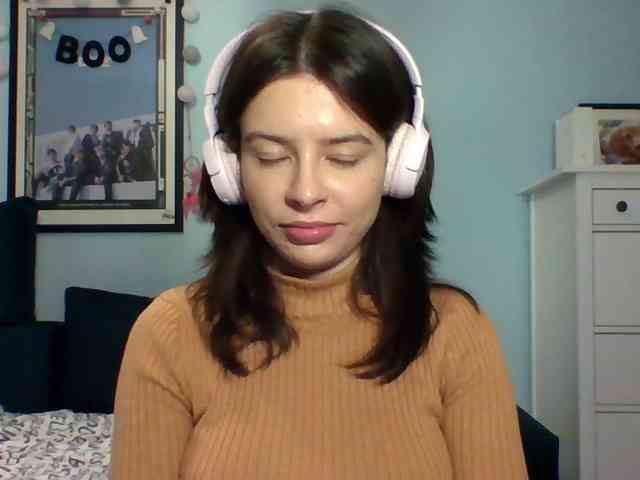 LariceHot webcam