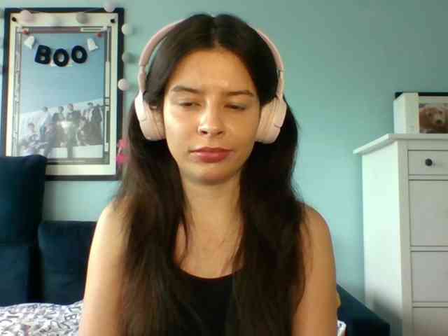 LariceHot webcam