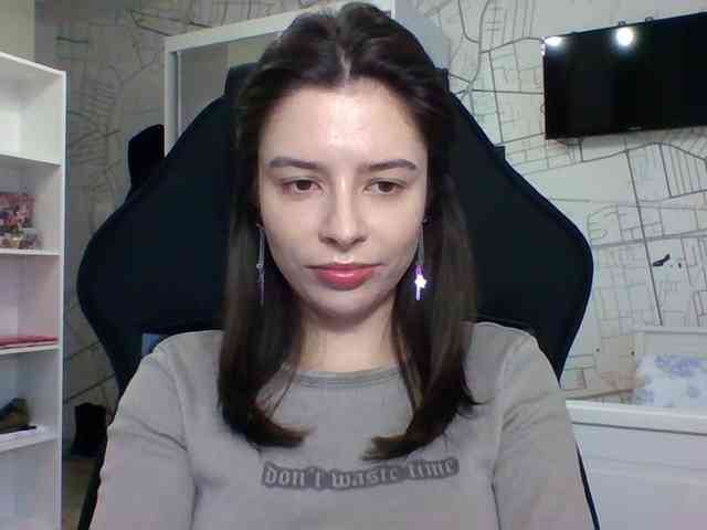 LariceHot webcam
