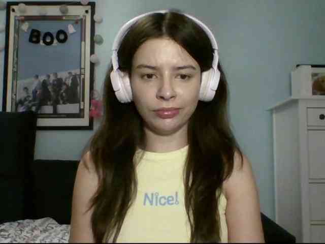 LariceHot webcam