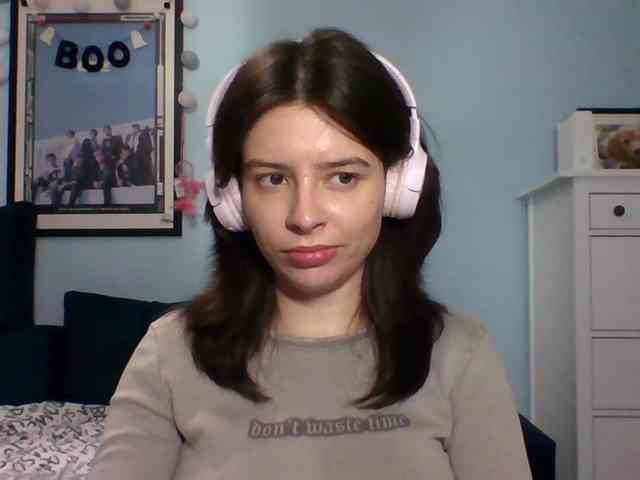 LariceHot webcam