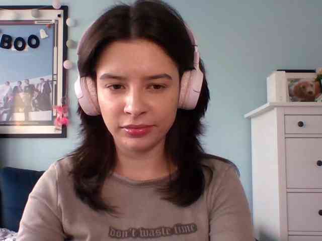 LariceHot webcam