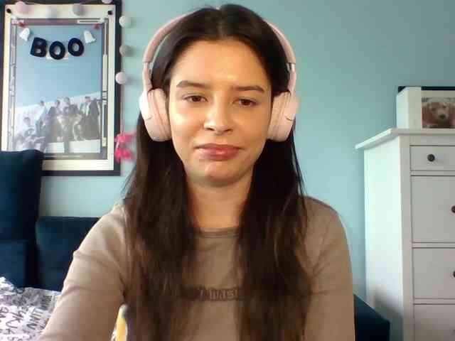 LariceHot webcam