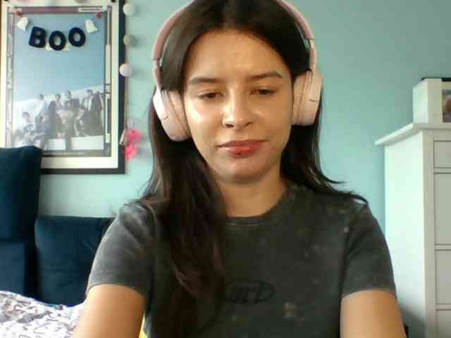 LariceHot webcam