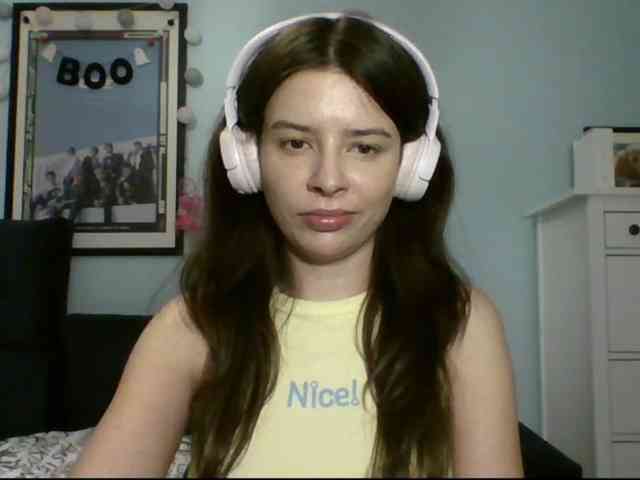 LariceHot webcam