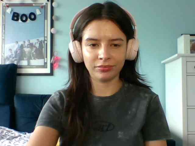 LariceHot webcam