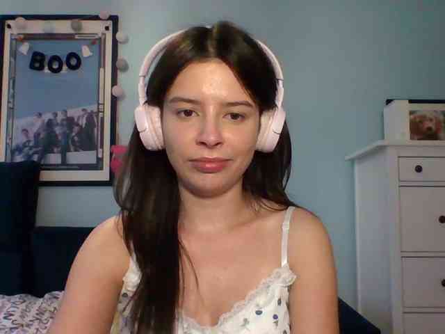 LariceHot webcam