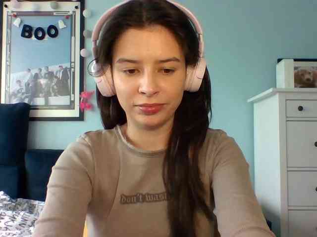 LariceHot webcam