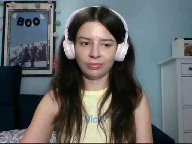 LariceHot webcam