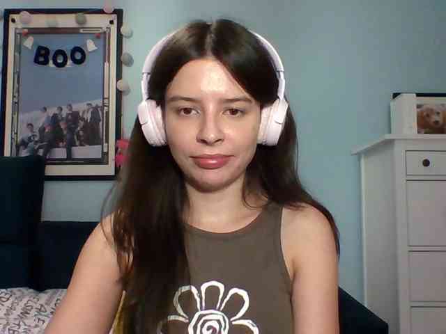 LariceHot webcam