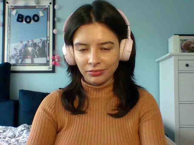LariceHot webcam
