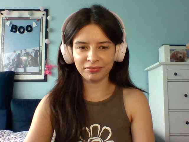 LariceHot webcam