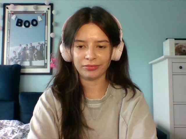 LariceHot webcam