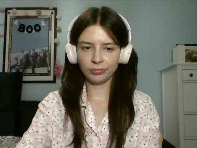 LariceHot webcam