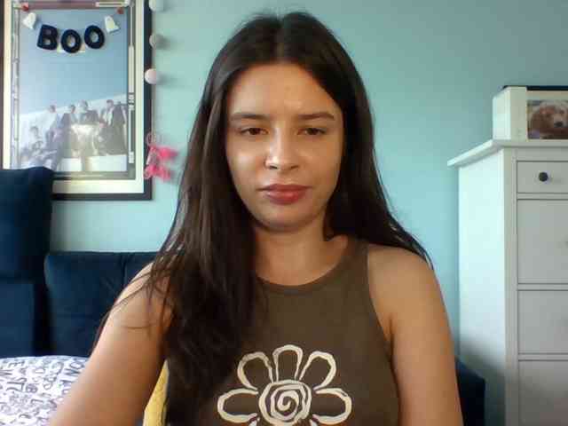 LariceHot webcam