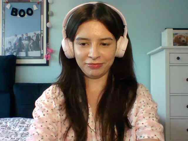 LariceHot webcam