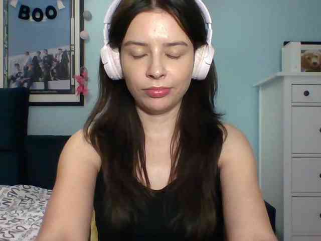 LariceHot webcam