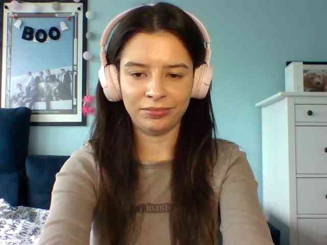 LariceHot webcam