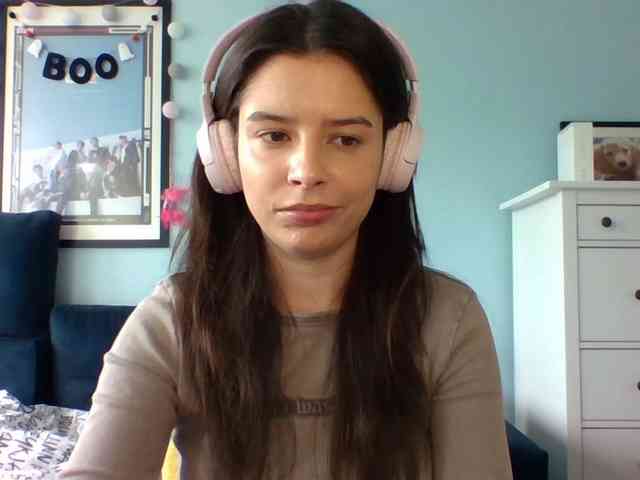 LariceHot webcam