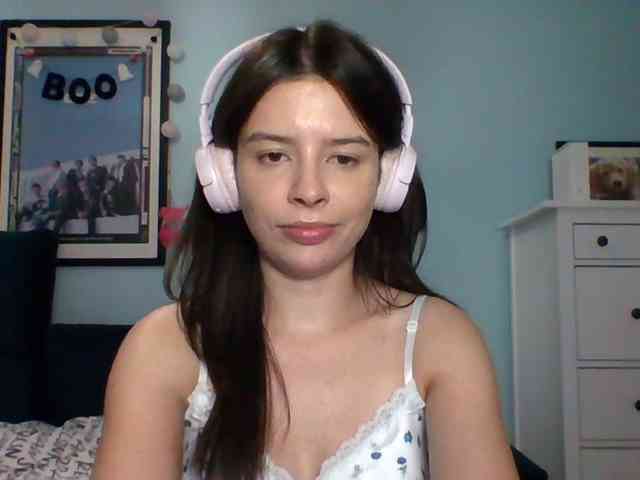 LariceHot webcam