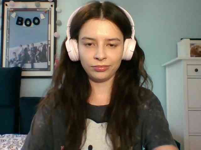 LariceHot webcam
