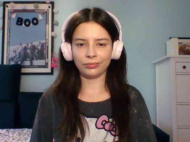 LariceHot webcam