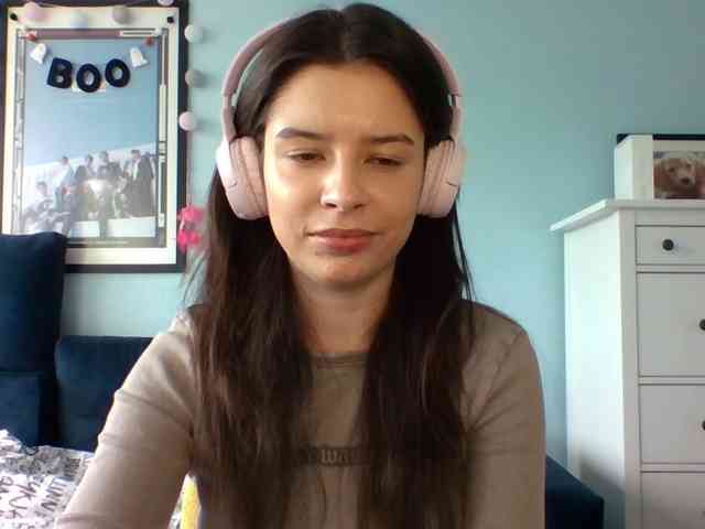 LariceHot webcam