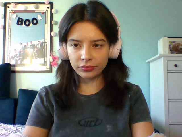 LariceHot webcam