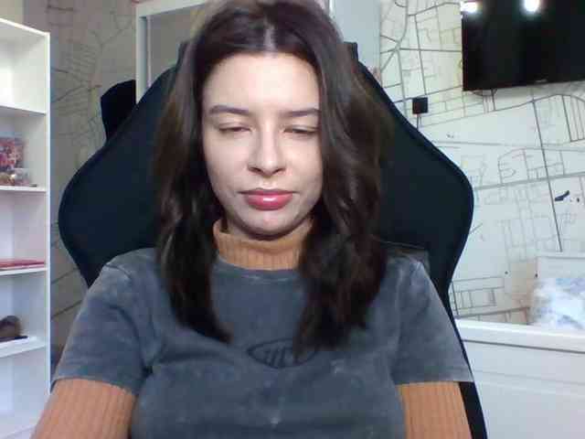 LariceHot webcam