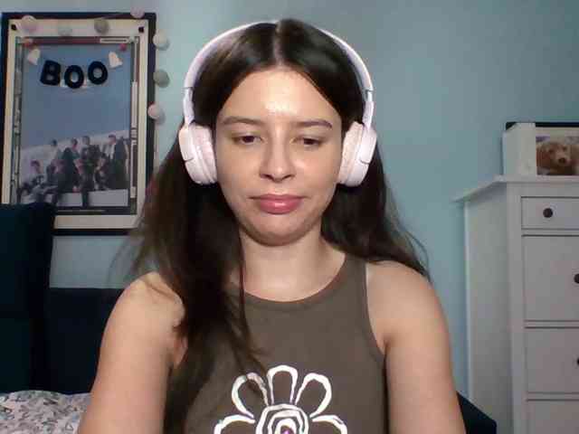 LariceHot webcam