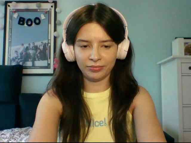 LariceHot webcam