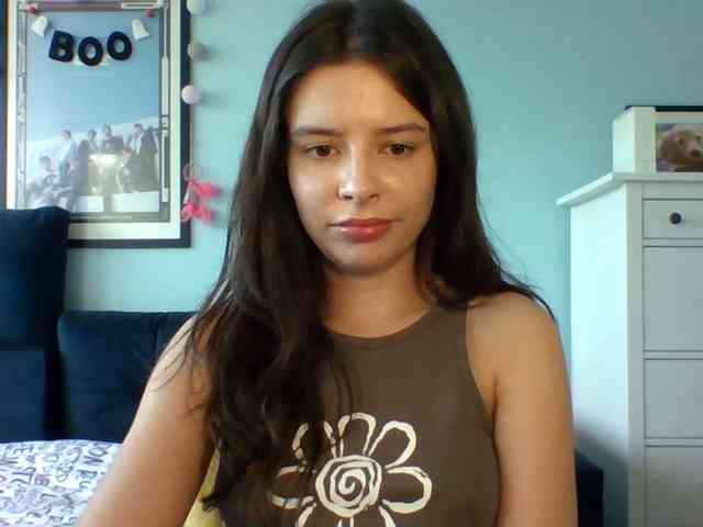 LariceHot webcam