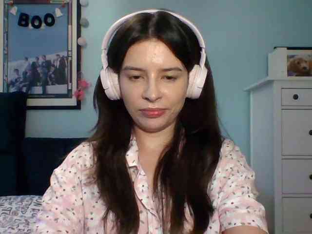 LariceHot webcam