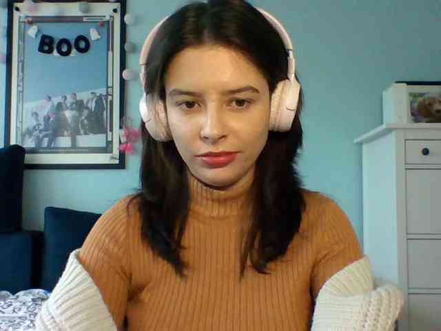 LariceHot webcam