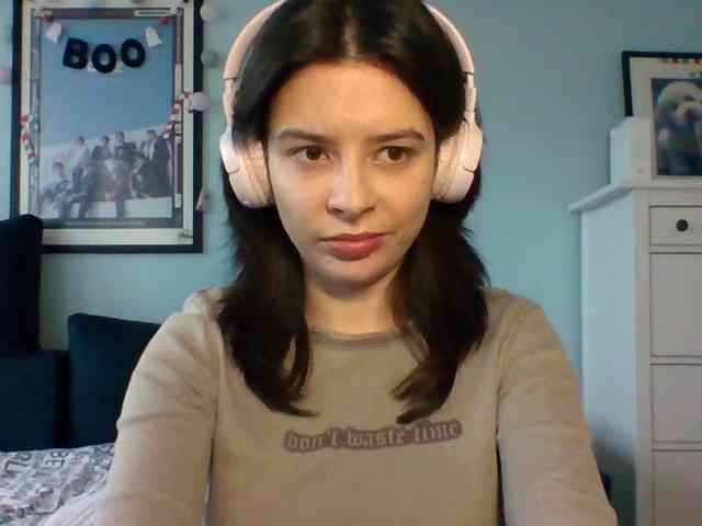 LariceHot webcam