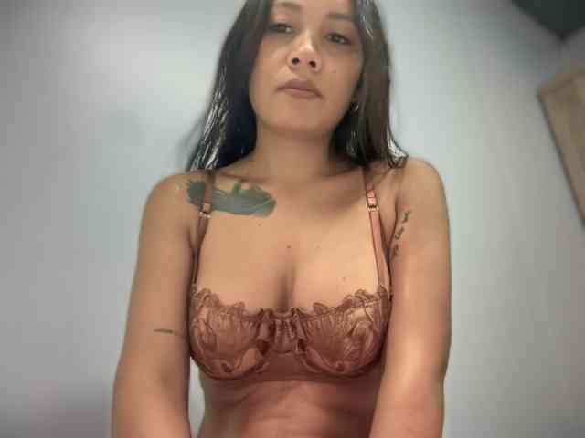 brownbeauty Live Webcam on BongaCams