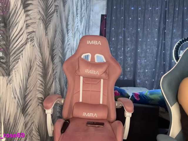 LallyRose's BongaCams show and profile