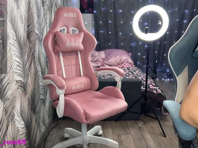 LallyRose's BongaCams show and profile