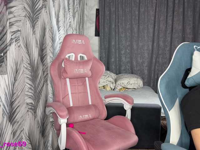 go to chat with LallyRose