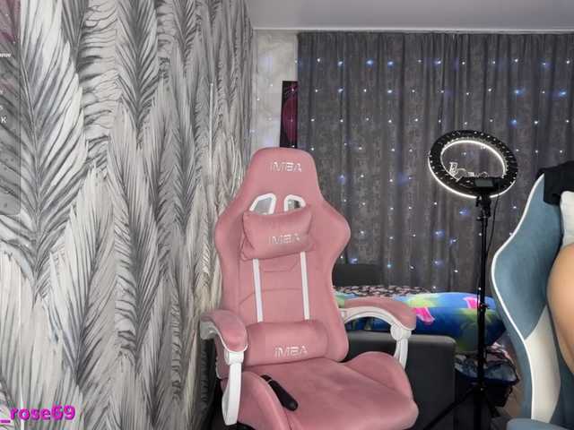 go to chat with LallyRose