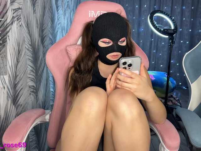 go to chat with LallyRose